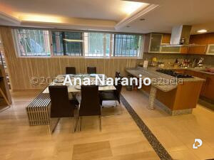 Townhouse en Alto Prado, Caracas – 10