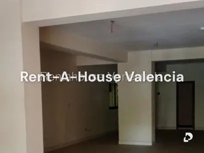 Local comercial en Parroquia Urbana San José, Valencia – 5