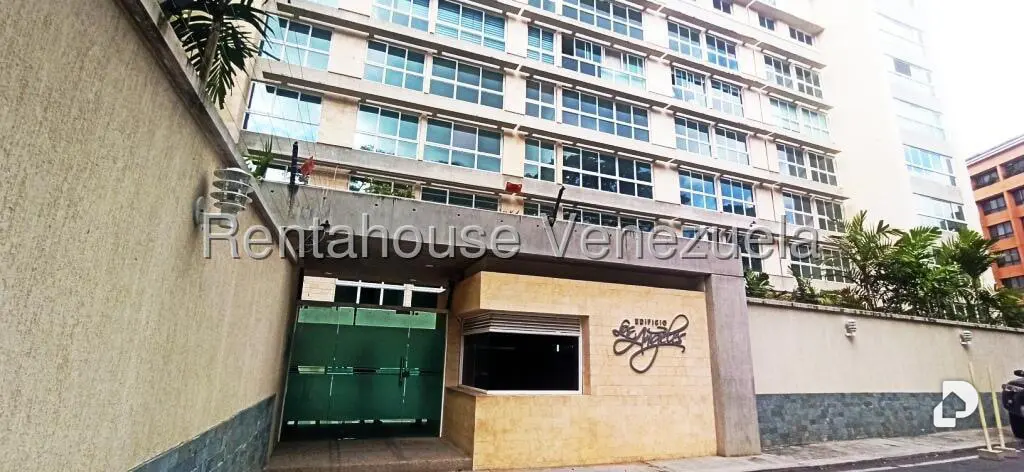 Apartment in Lomas de Las Mercedes, Caracas – 2