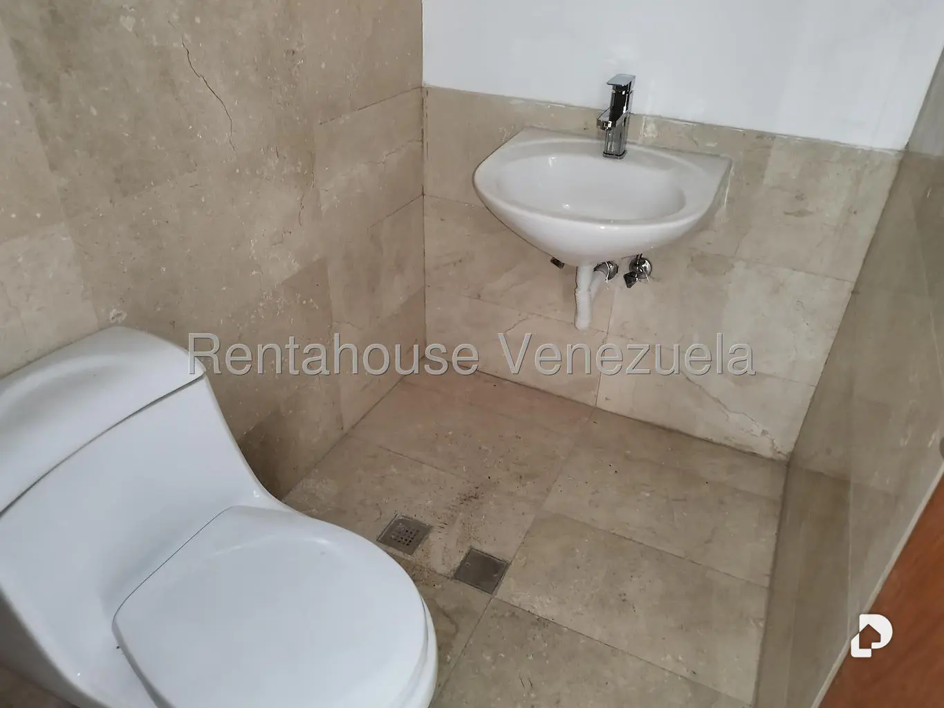 Apartment in Lomas de Las Mercedes, Caracas – 24