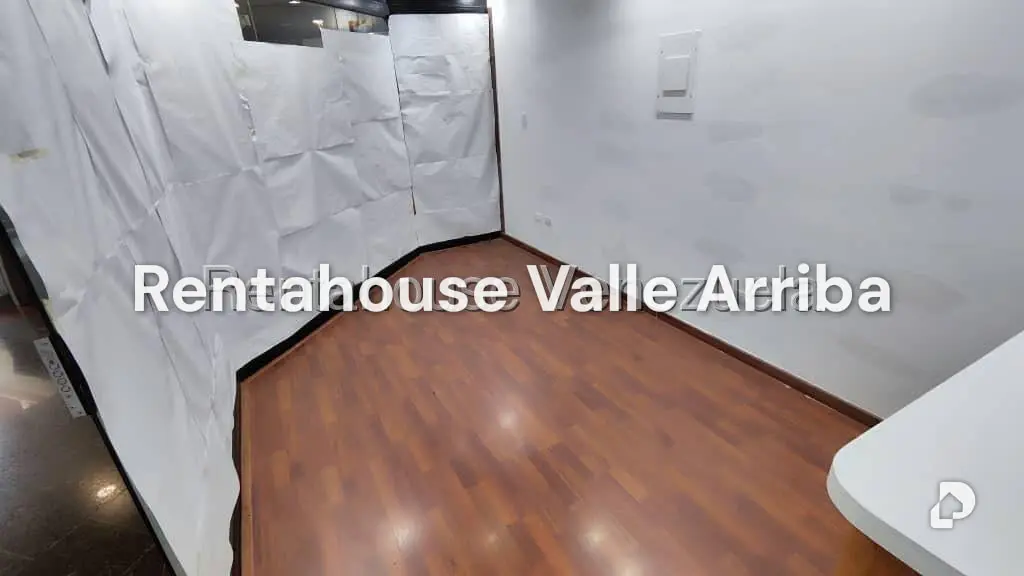 Local comercial en Santa Fe Norte, Caracas – 7