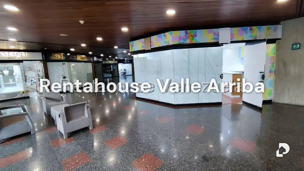 Local comercial en Santa Fe Norte, Caracas – 4