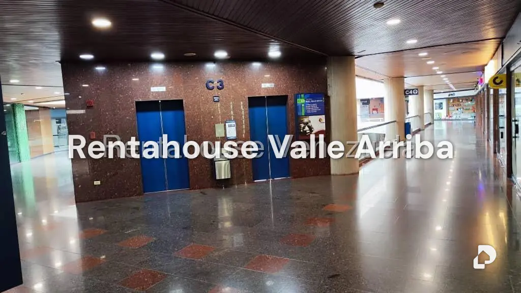 Local comercial en Santa Fe Norte, Caracas – 11