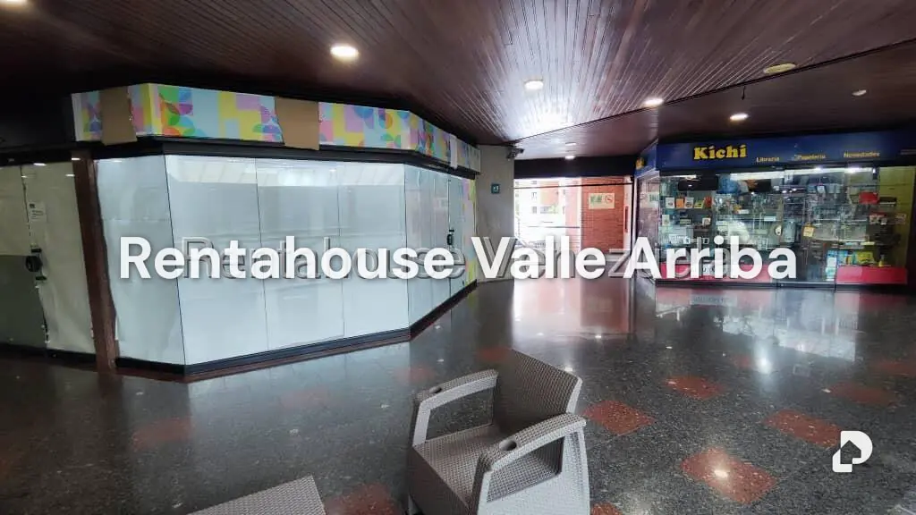 Local comercial en Santa Fe Norte, Caracas – 3