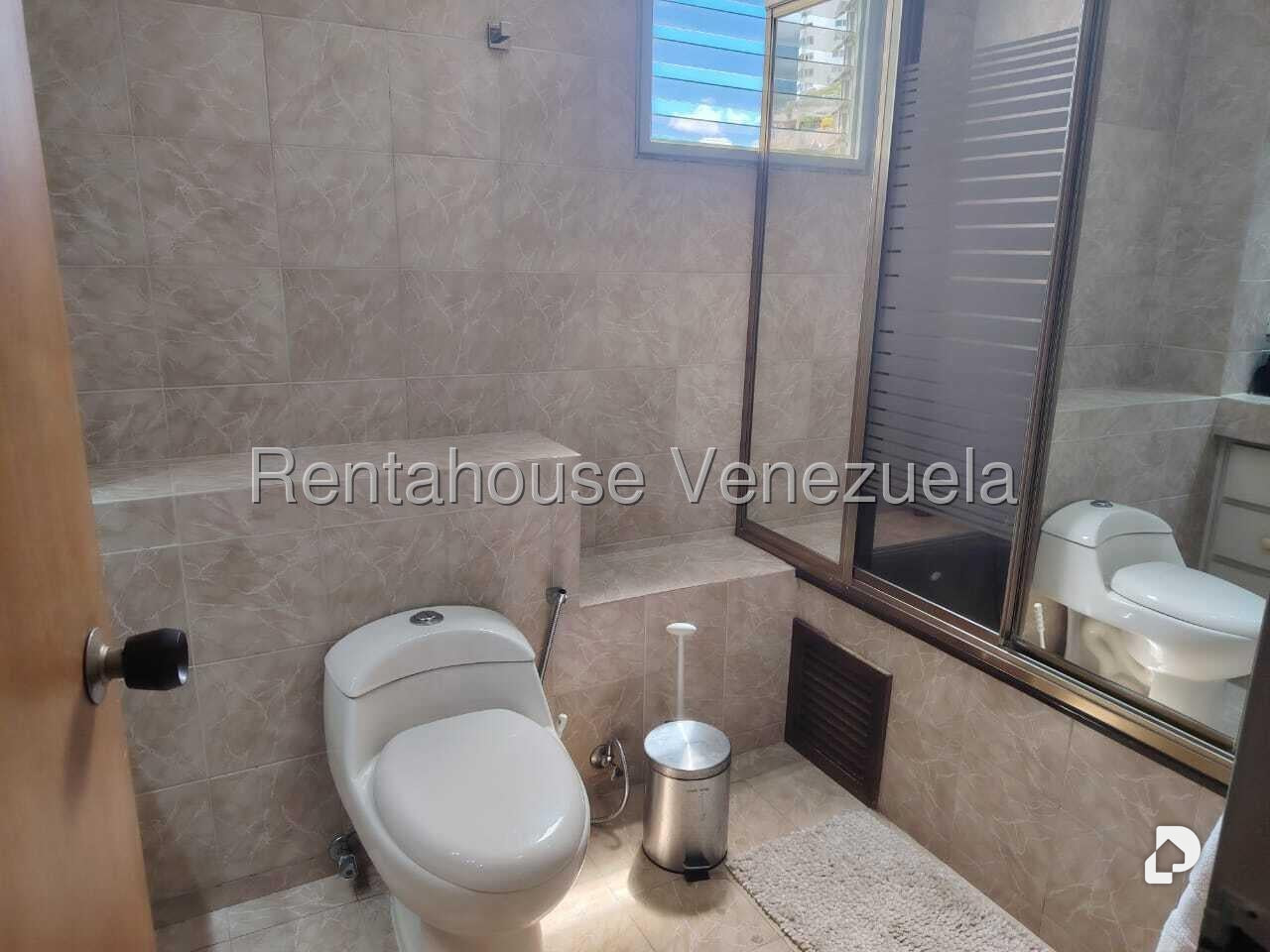 Apartamento en La Florida, Caracas – 20