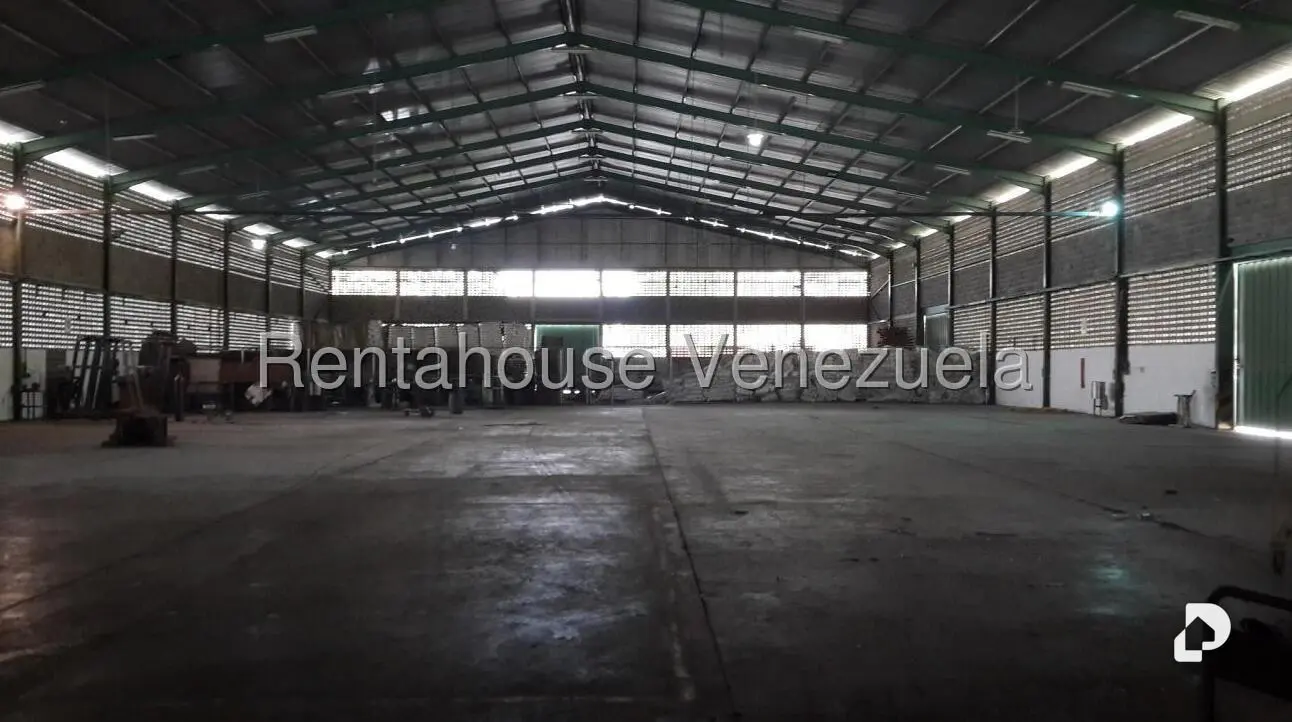 Local comercial en Alvarenga, Charallave – 13