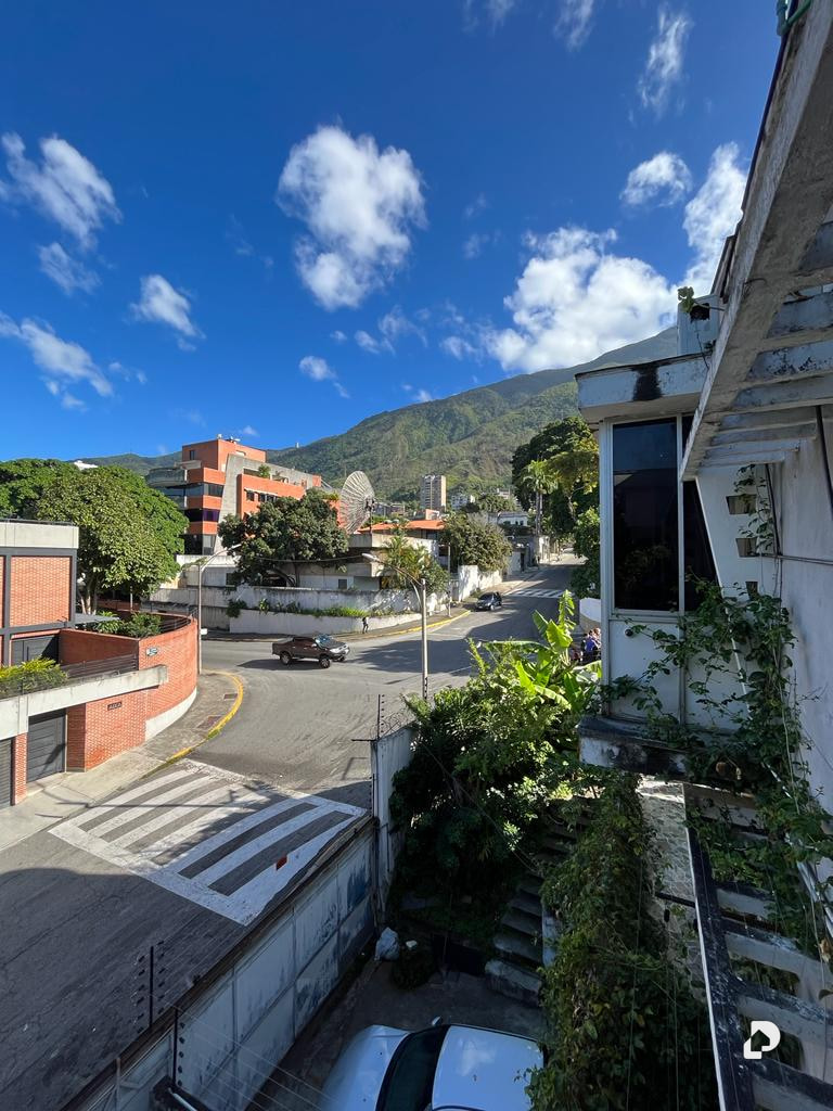 House in Altamira, Caracas – 3