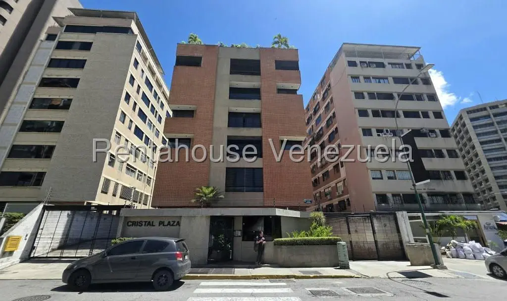 Apartamento en Los Palos Grandes, Caracas - 1