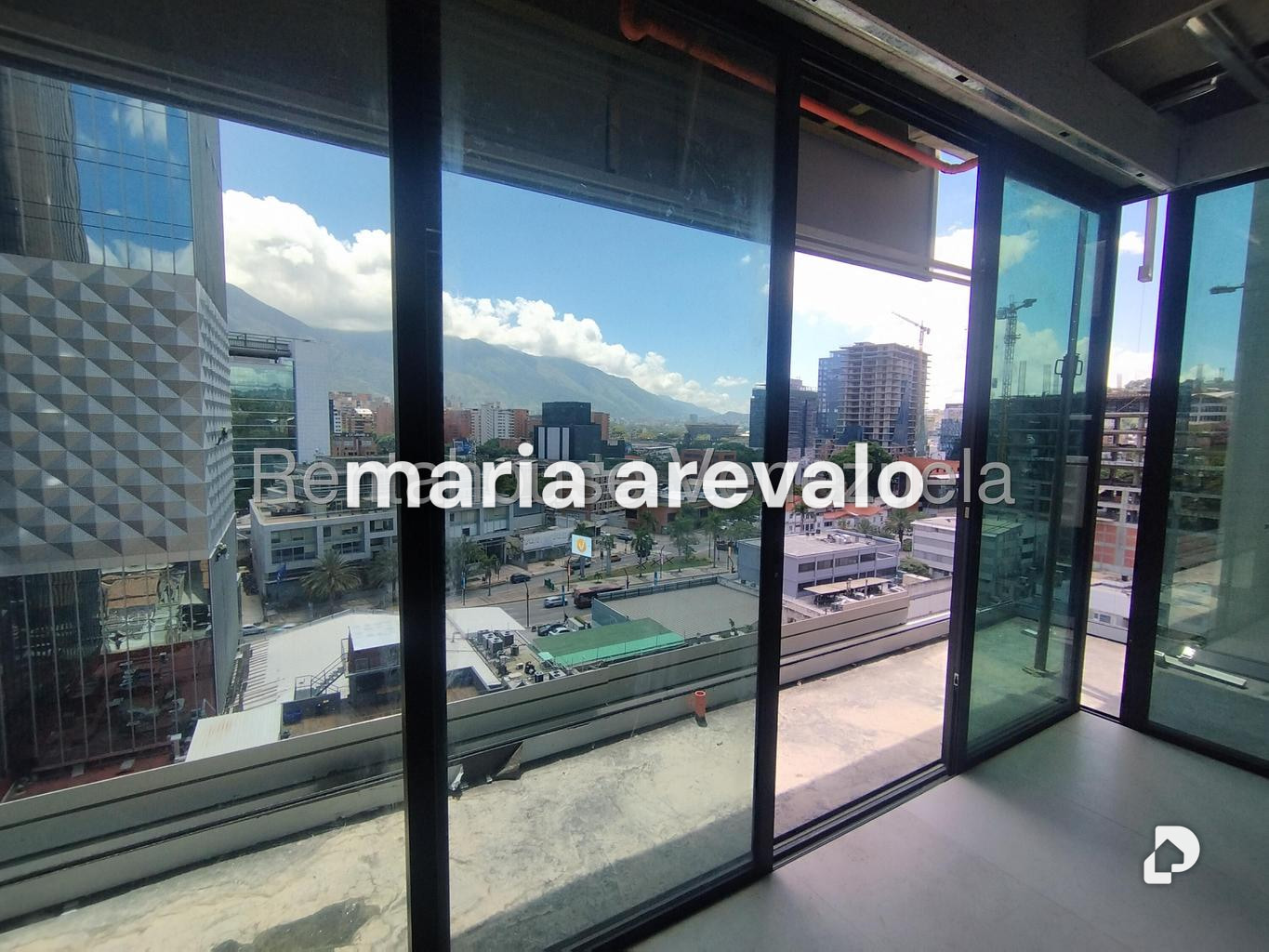 Apartamento en Las Mercedes, Caracas – 4