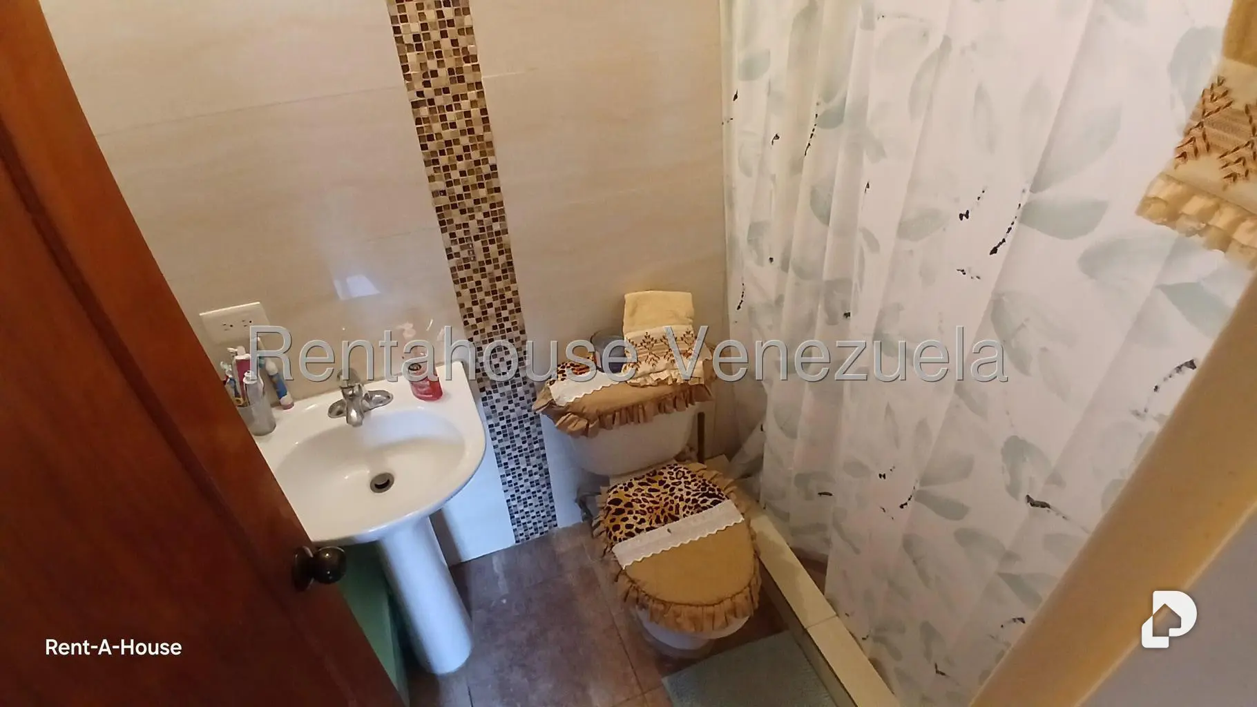 Apartamento en Colinas de La Tahona, Caracas – 26