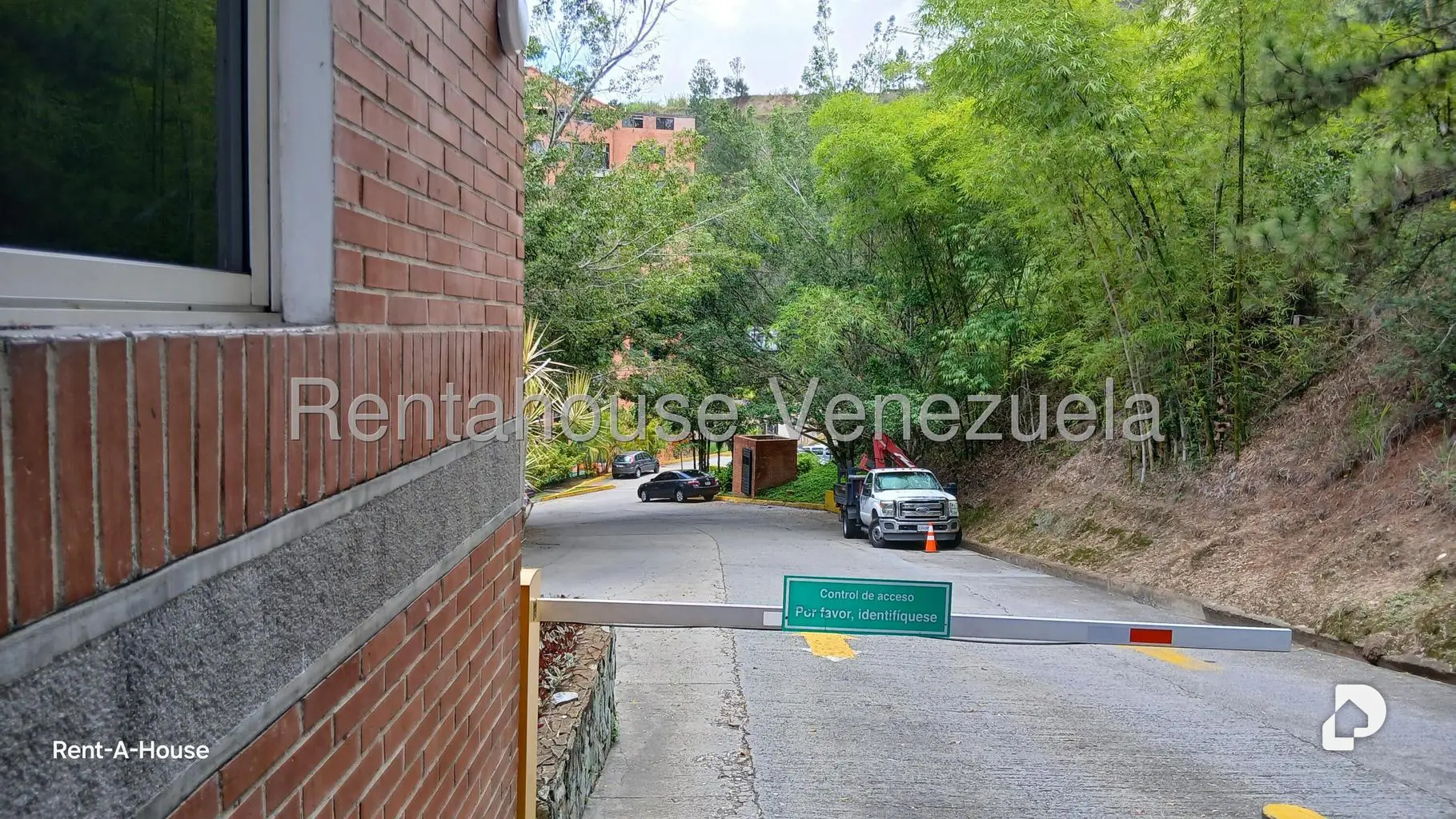 Apartamento en Colinas de La Tahona, Caracas – 4