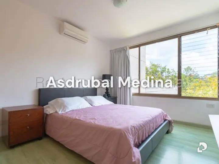 Apartamento en Las Esmeraldas, Caracas – 11