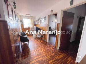 Casa en Alto Prado, Caracas – 20
