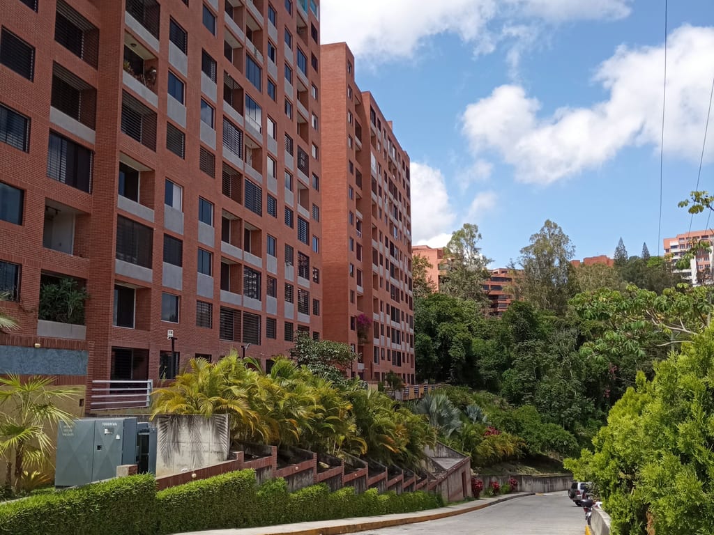 Apartamento en Colinas de La Tahona, Caracas - 1