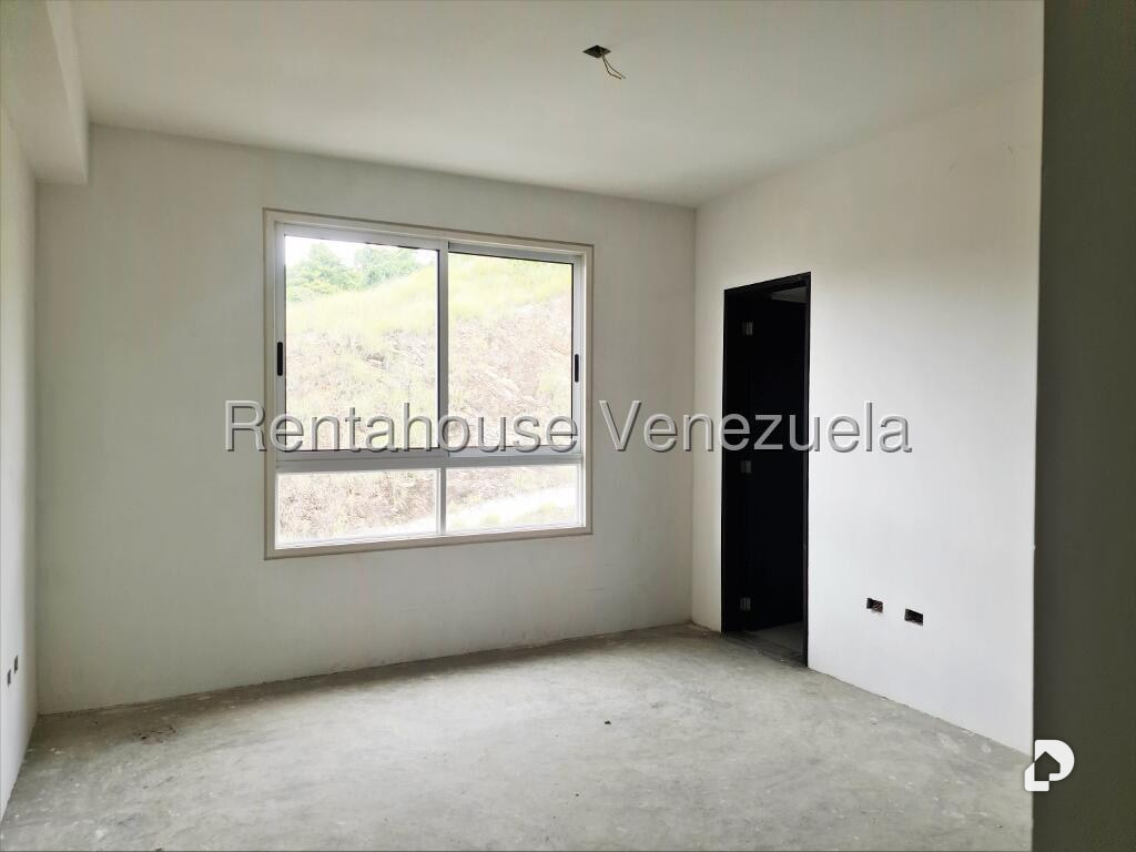 Apartment in Colinas de Valle Arriba / Mirador de Los Campitos, Caracas – 18