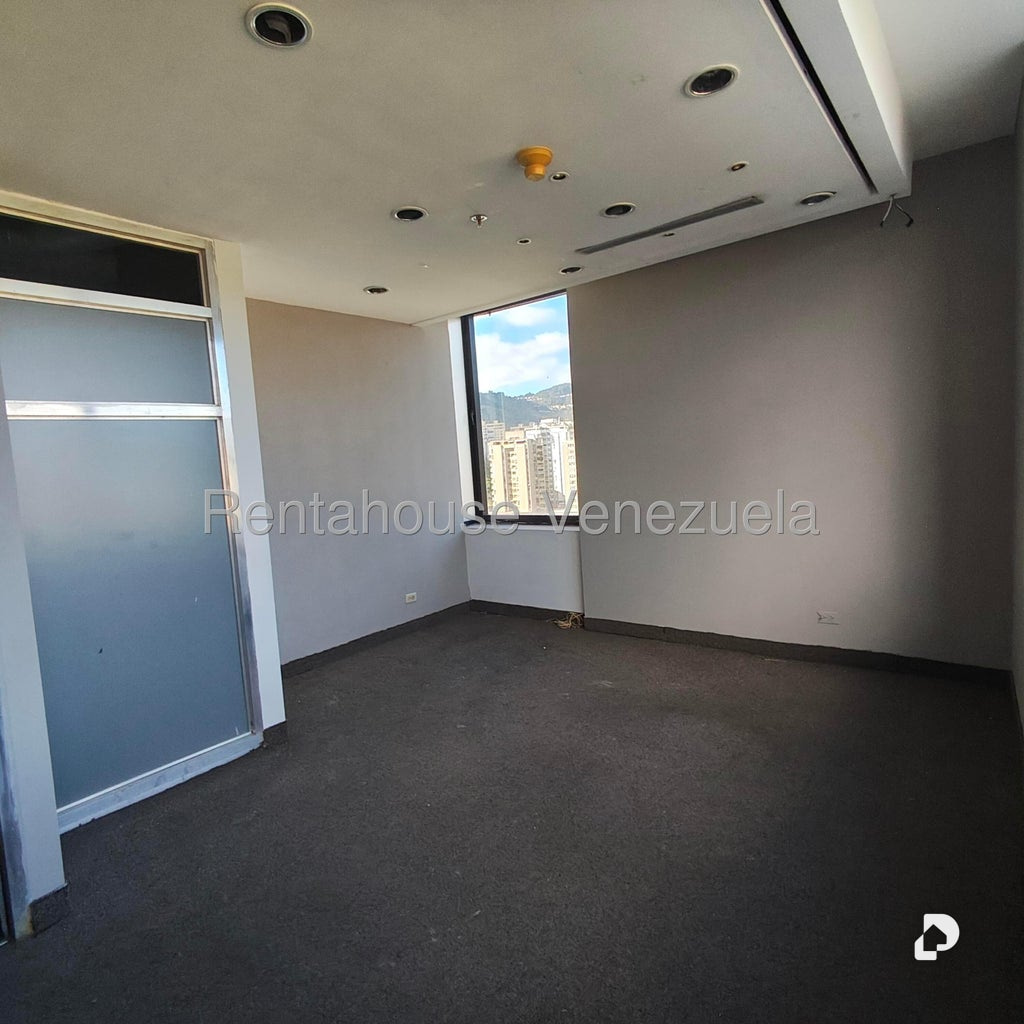 Oficina en Prados del Este, Caracas – 26