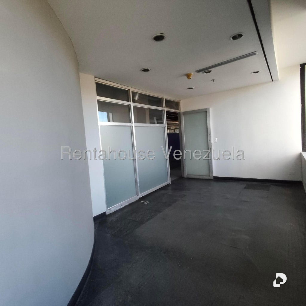 Oficina en Prados del Este, Caracas – 13