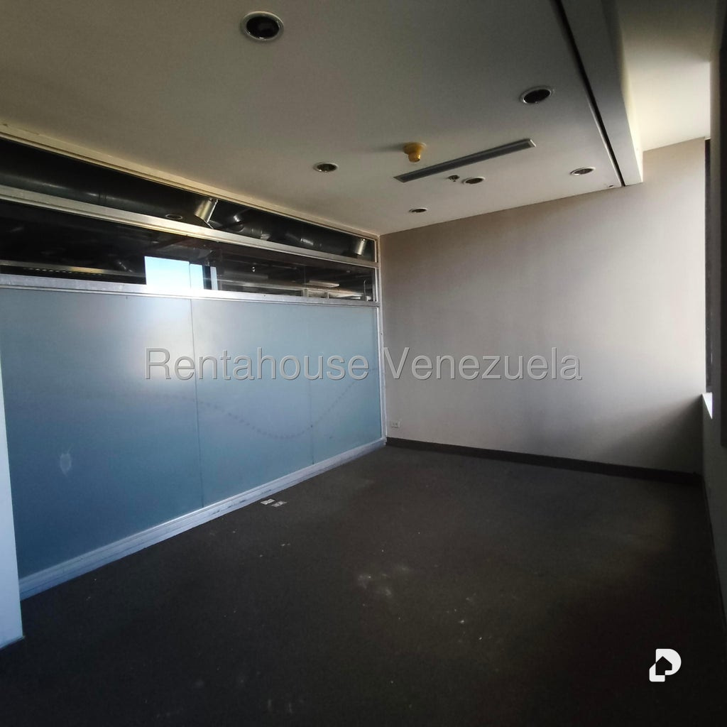 Oficina en Prados del Este, Caracas – 18