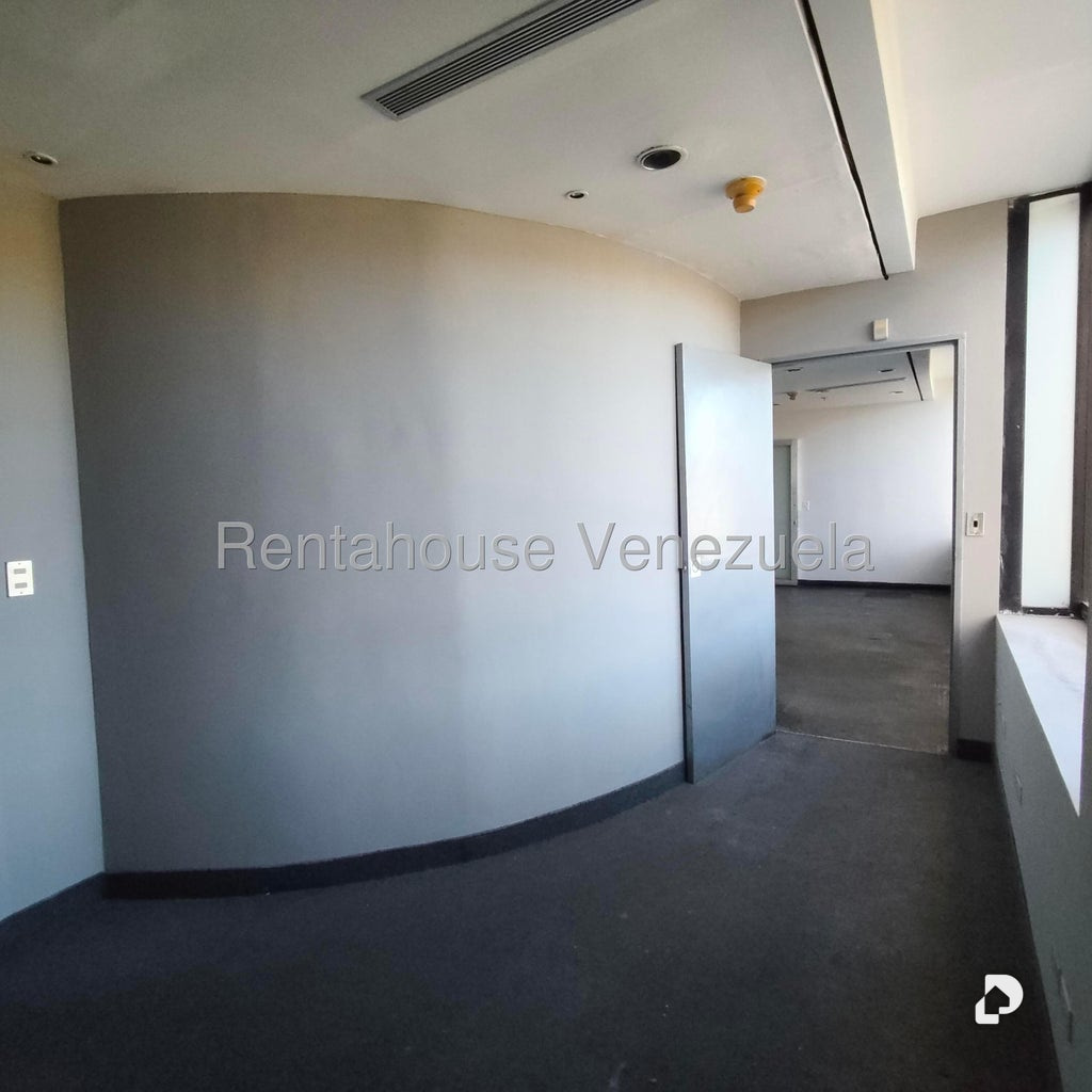 Oficina en Prados del Este, Caracas – 12