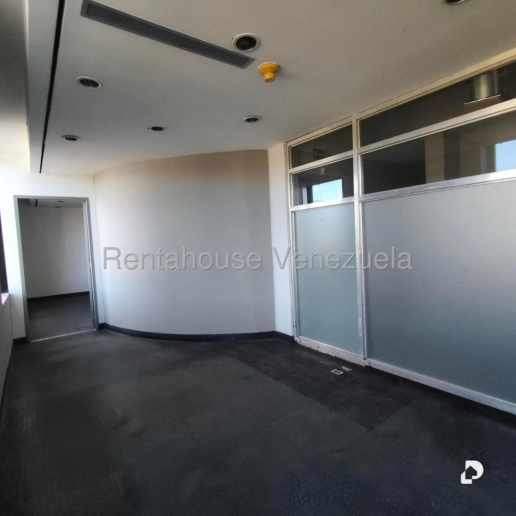 Oficina en Prados del Este, Caracas – 14