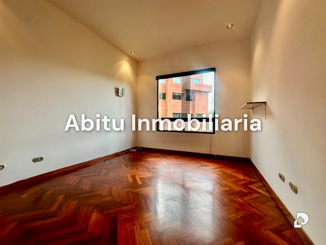 Apartamento en Colinas de Valle Arriba, Caracas – 3