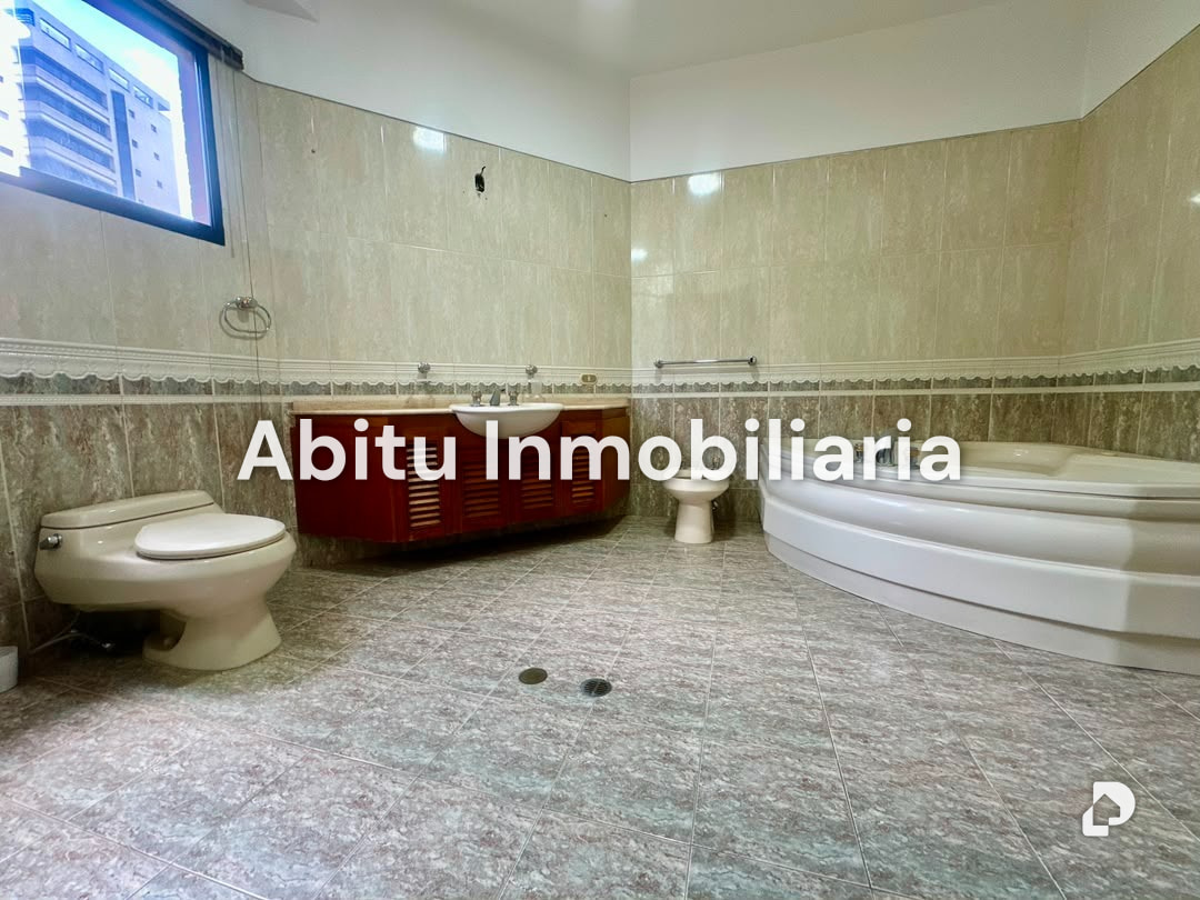 Apartamento en Colinas de Valle Arriba, Caracas – 12
