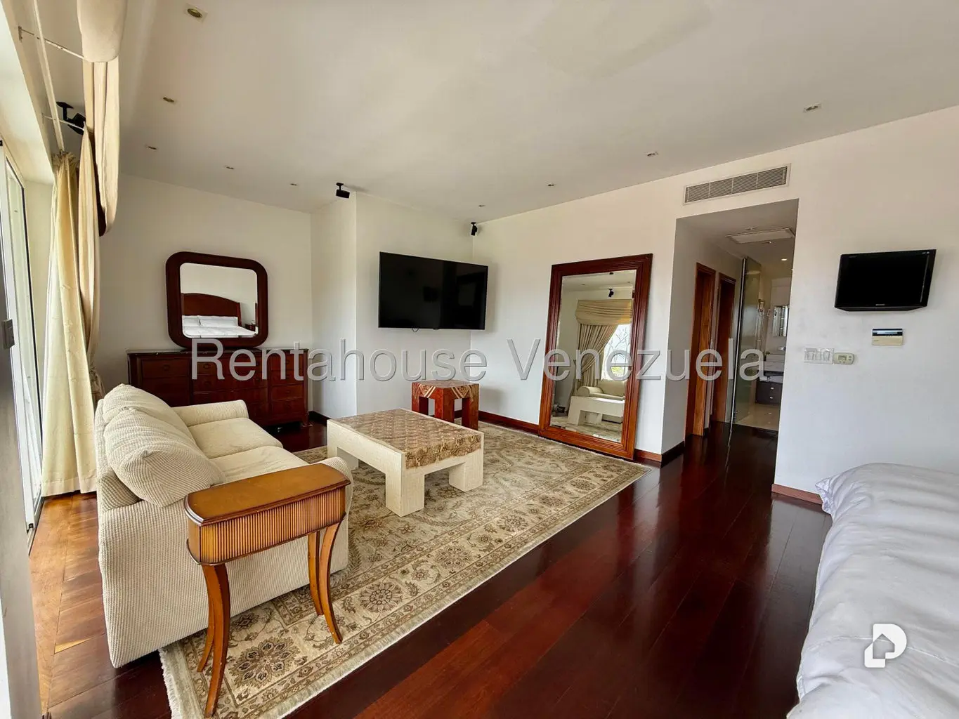 Casa en Colinas de Tamanaco, Caracas – 42