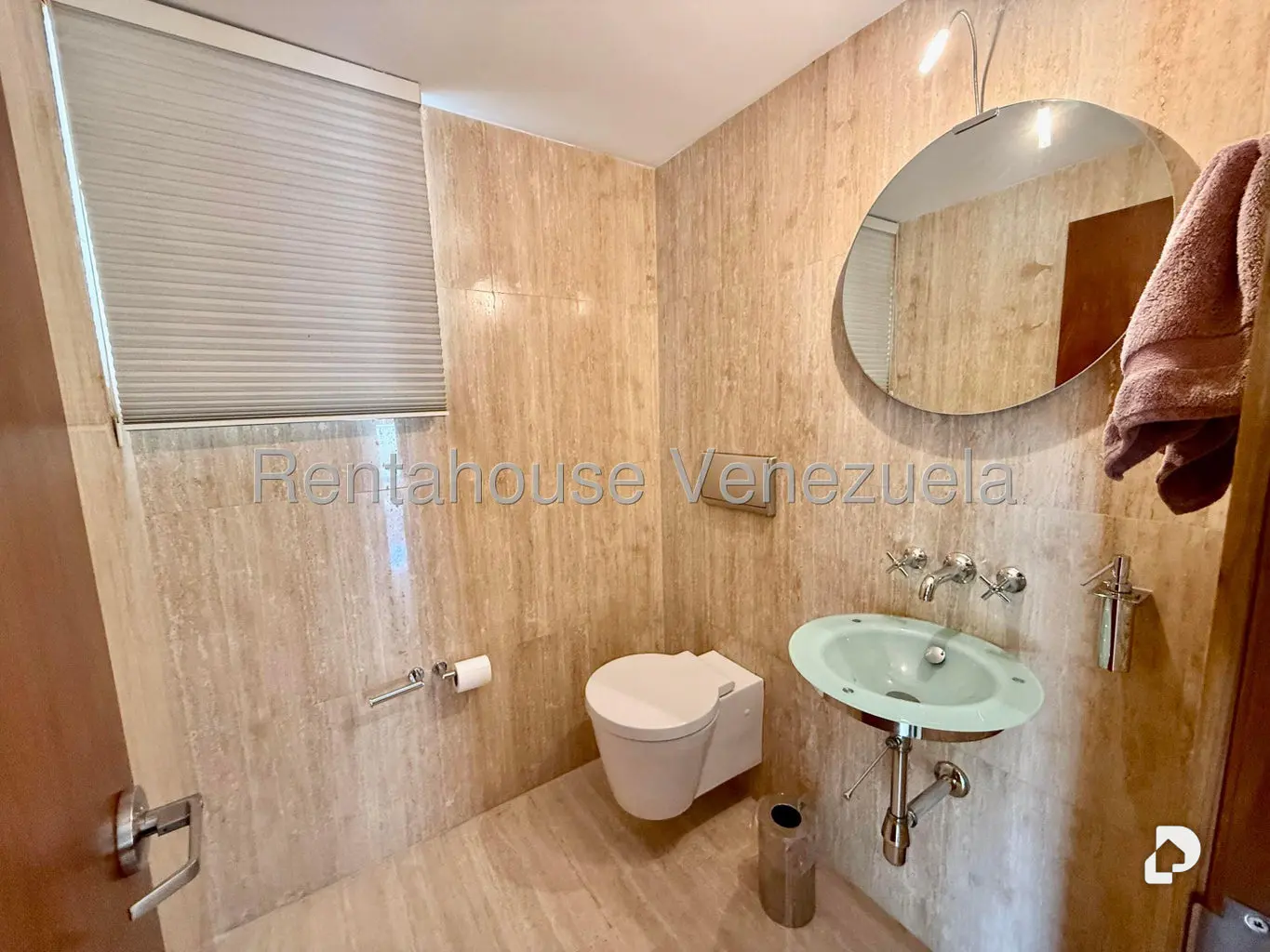 Casa en Colinas de Tamanaco, Caracas – 13