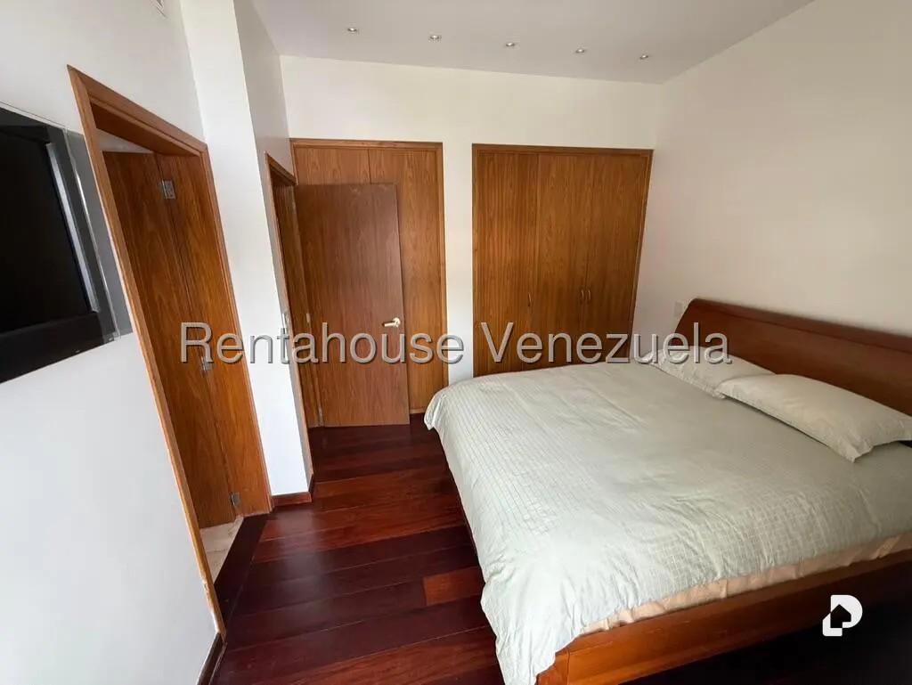 Casa en Colinas de Tamanaco, Caracas – 52