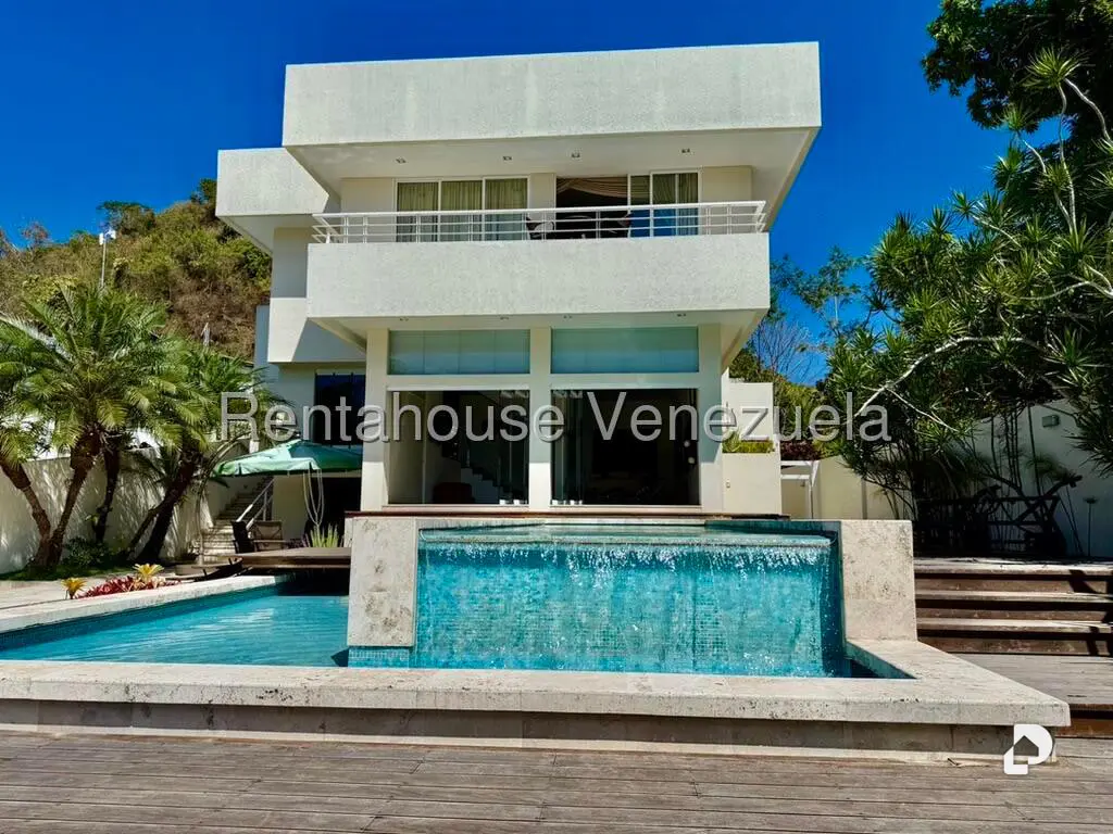Casa en Colinas de Tamanaco, Caracas – 2