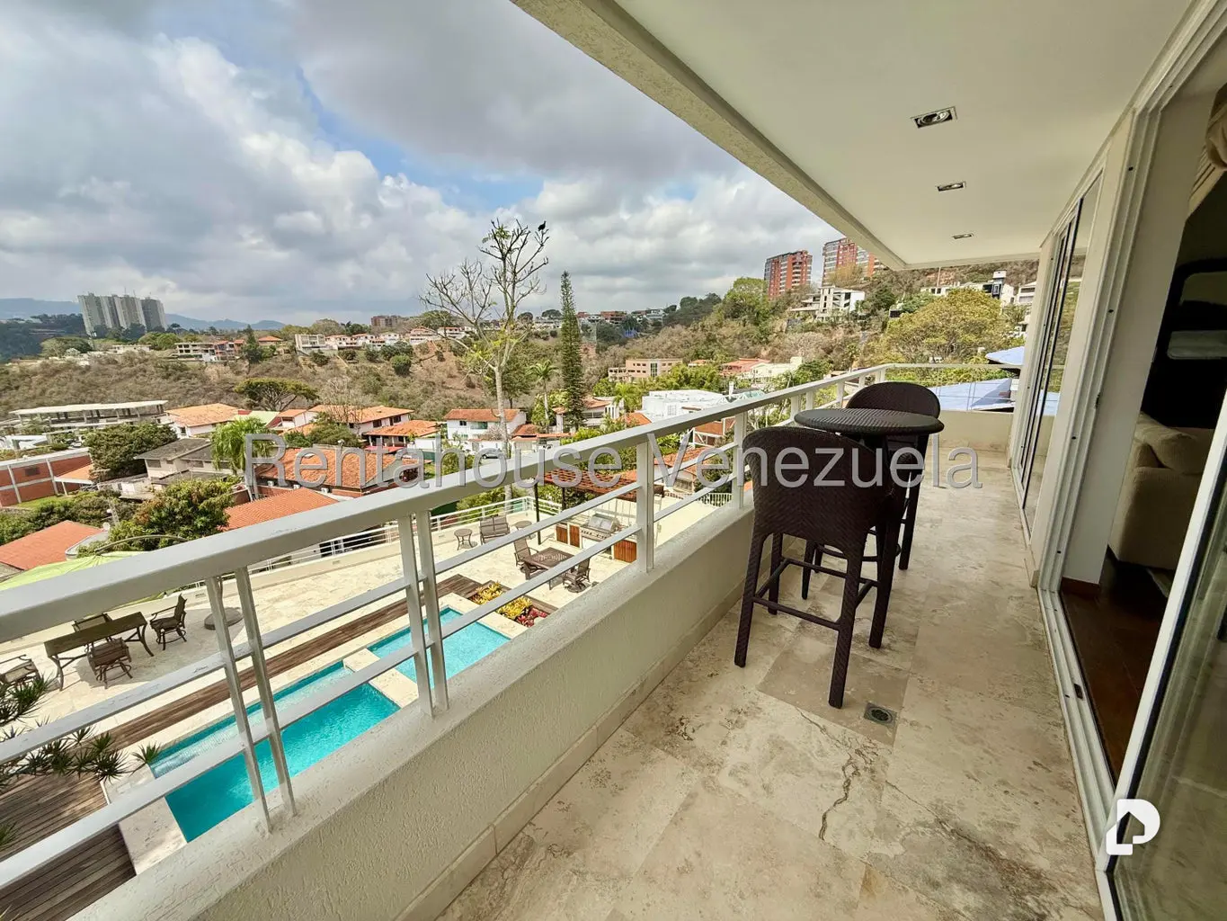 Casa en Colinas de Tamanaco, Caracas – 40