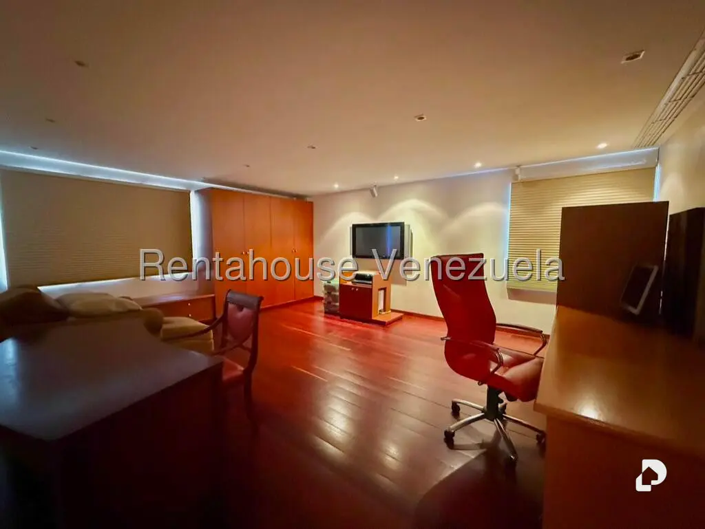 Casa en Colinas de Tamanaco, Caracas – 49