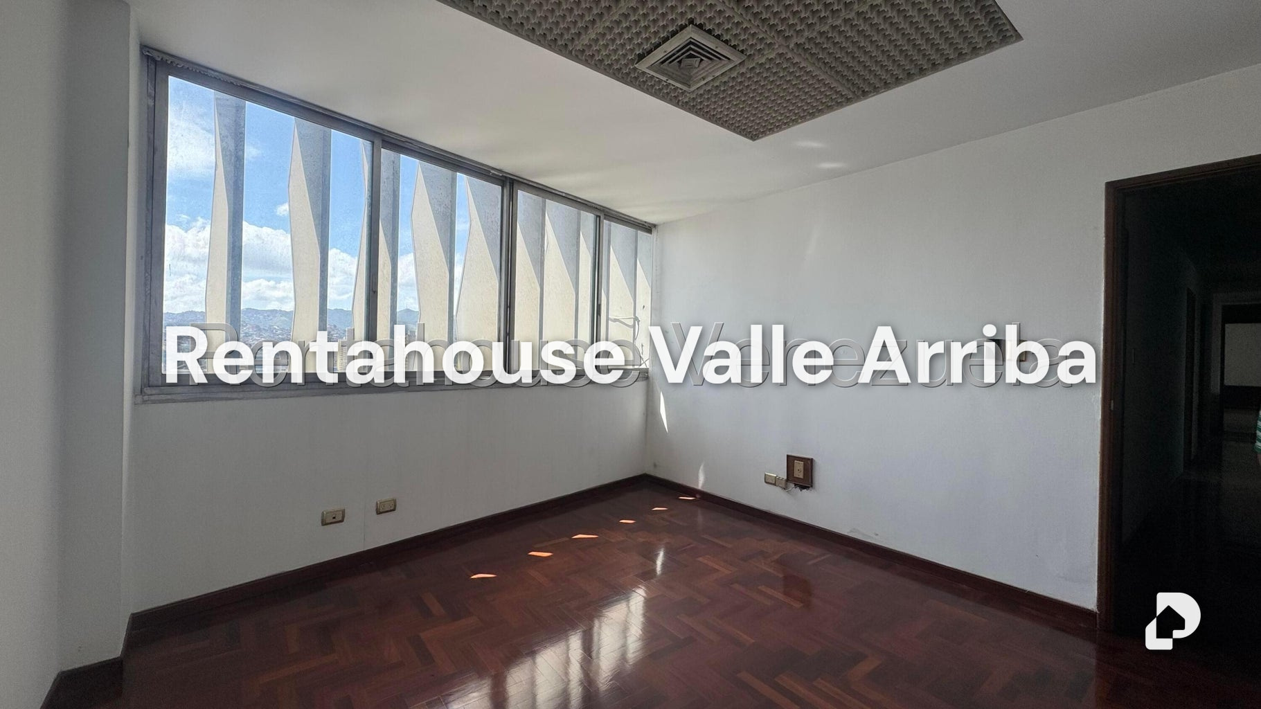 Local comercial en Parroquia Catedral, Caracas – 18