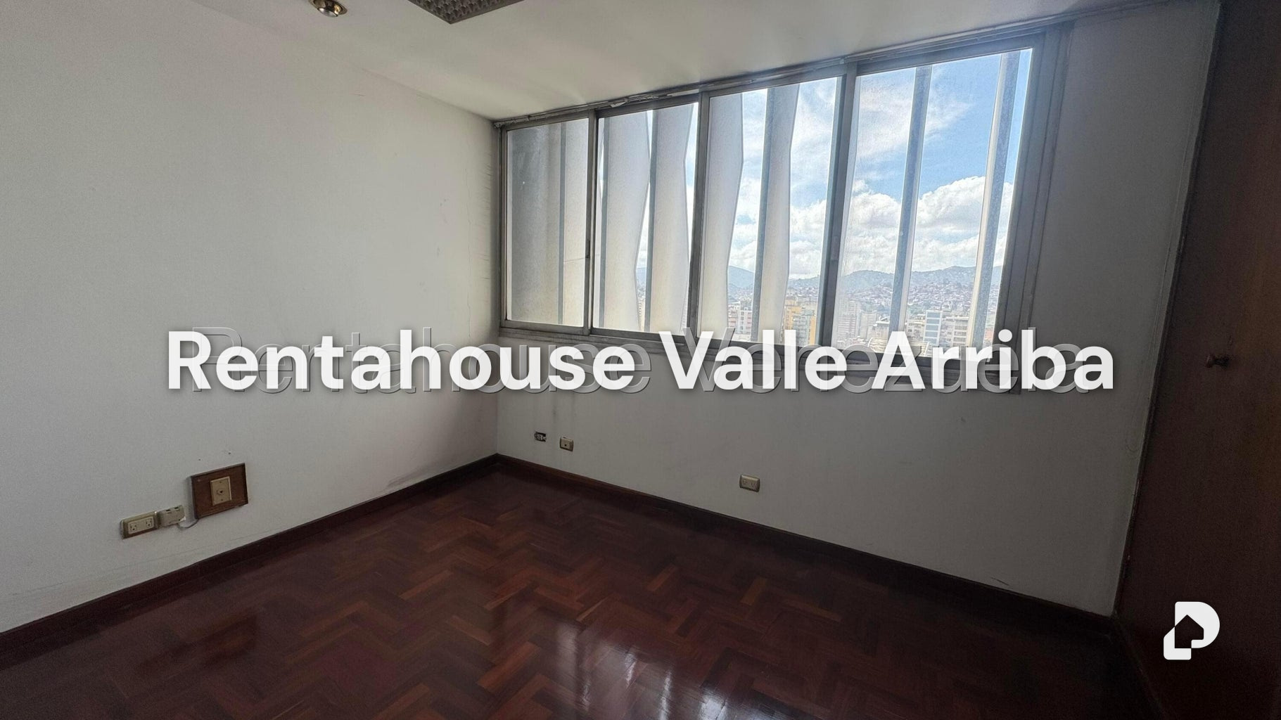 Local comercial en Parroquia Catedral, Caracas – 13