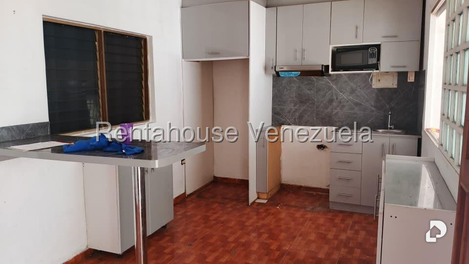 Casa en Bello Monte, Caracas – 11