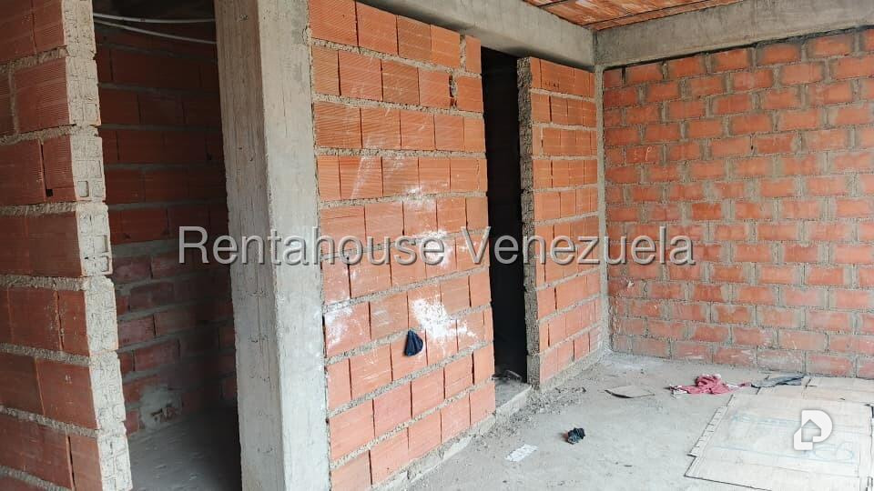 Casa en Bello Monte, Caracas – 21