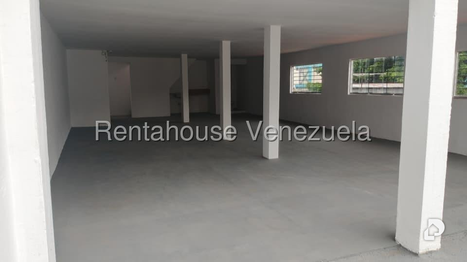 Casa en Bello Monte, Caracas – 26