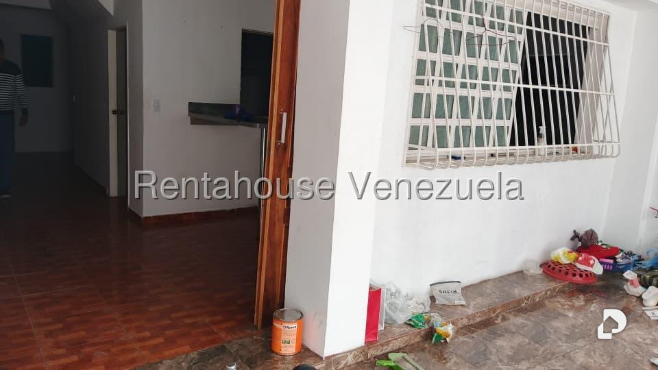 Casa en Bello Monte, Caracas – 14