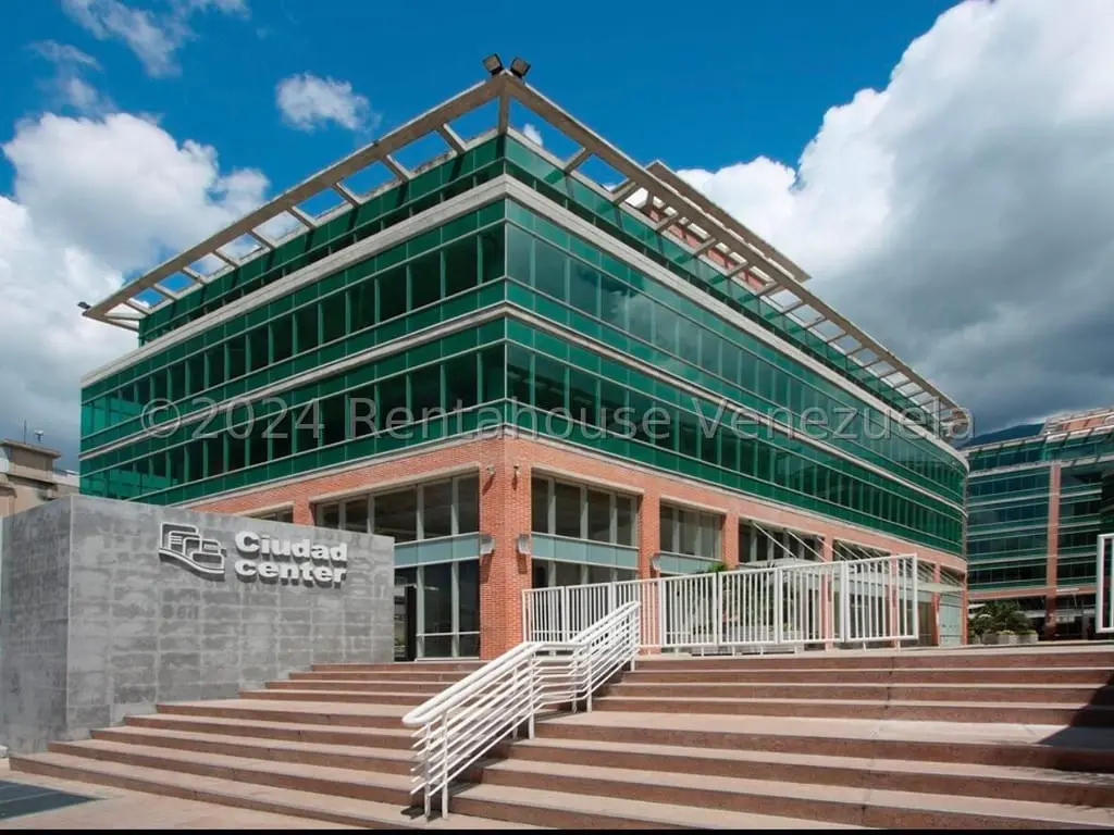 Office in Boleíta Norte, Caracas - 1