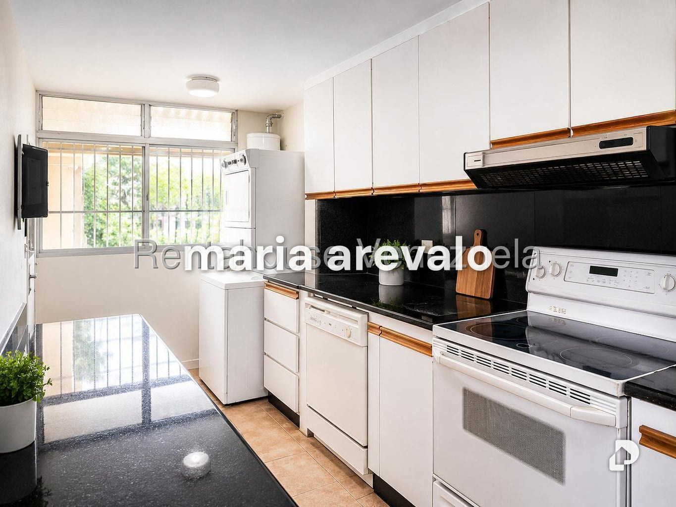Apartamento en Las Esmeraldas, Caracas – 18