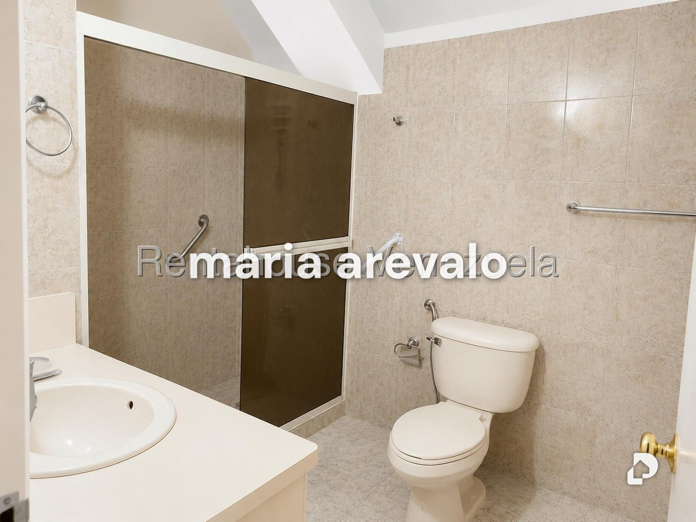 Apartamento en Las Esmeraldas, Caracas – 29