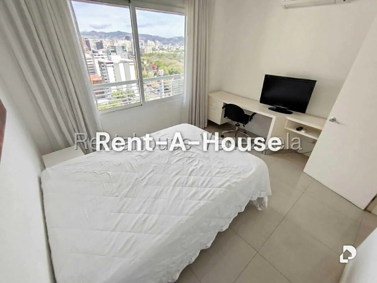 Apartamento en Santa Eduvigis, Caracas – 13