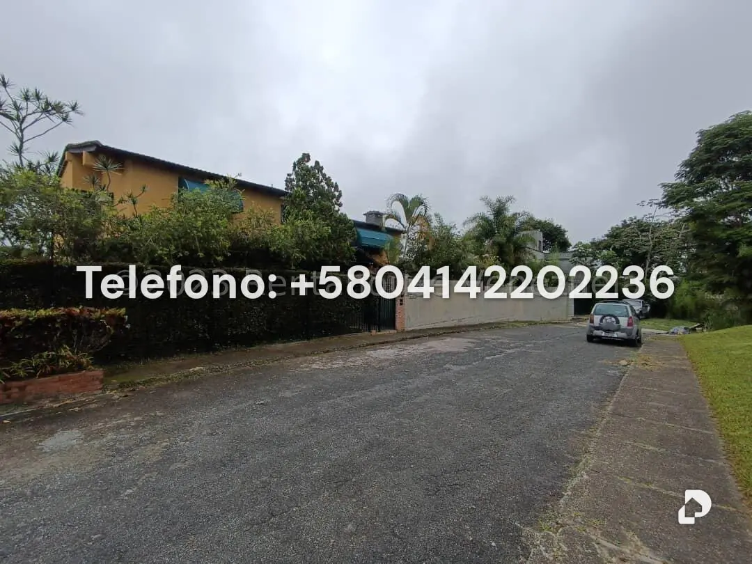 Casa en La Lagunita Country Club, Caracas – 1