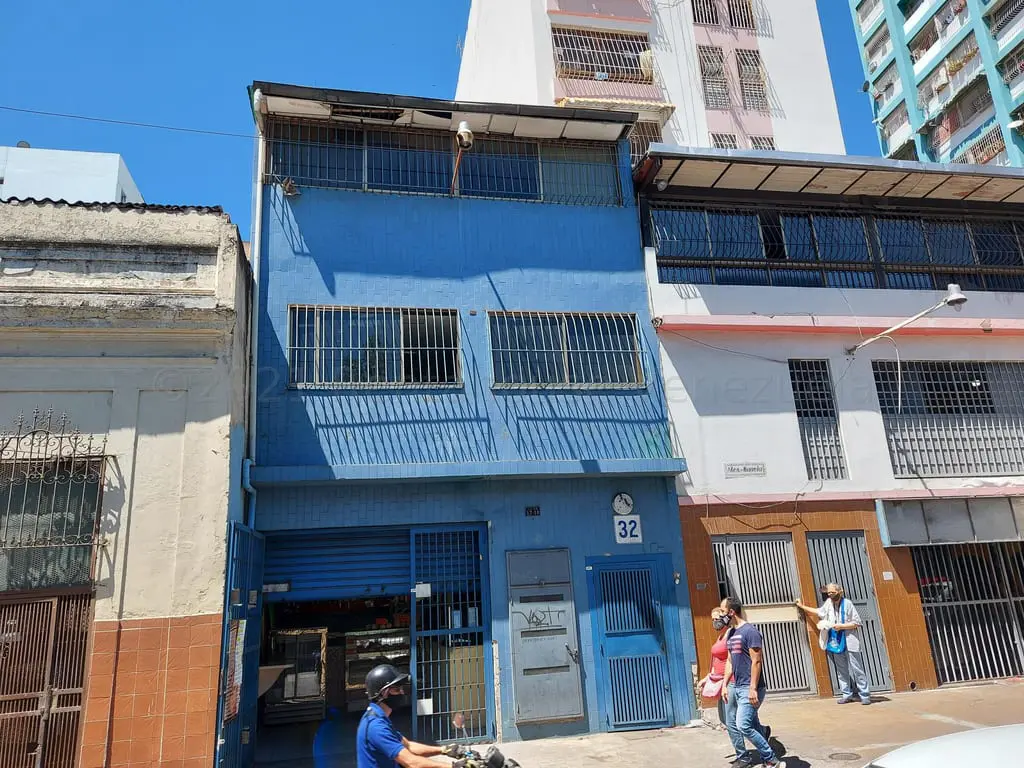 Edificio en San Juan, Caracas - 1