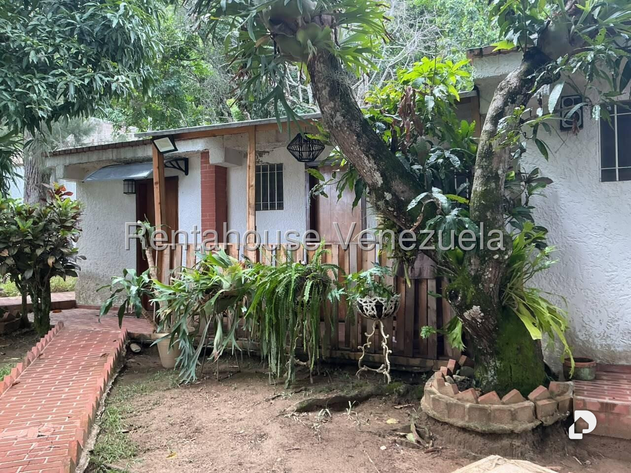 Casa en La Trinidad, Caracas – 28