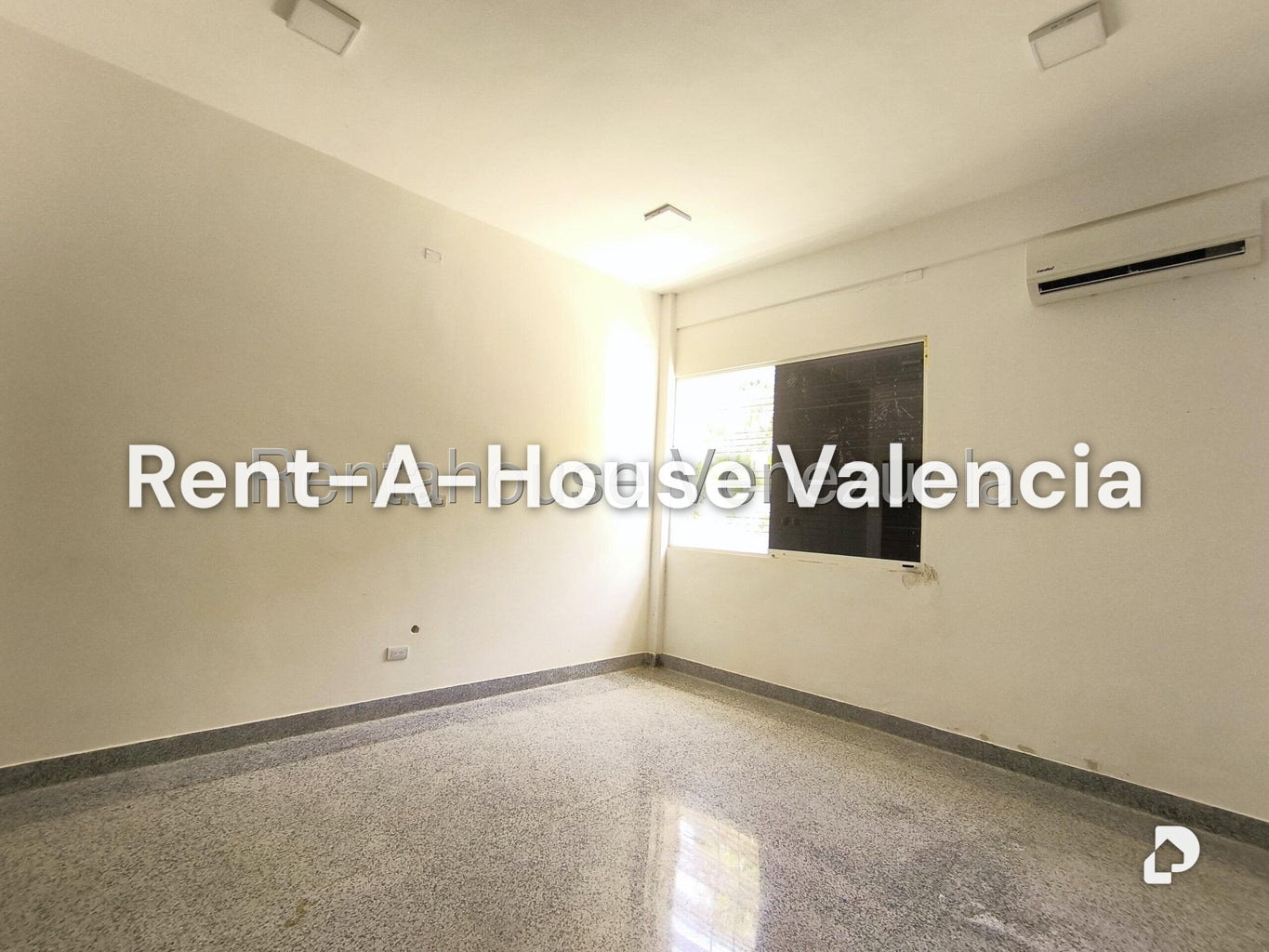 Apartamento en Guaparo, Valencia – 24
