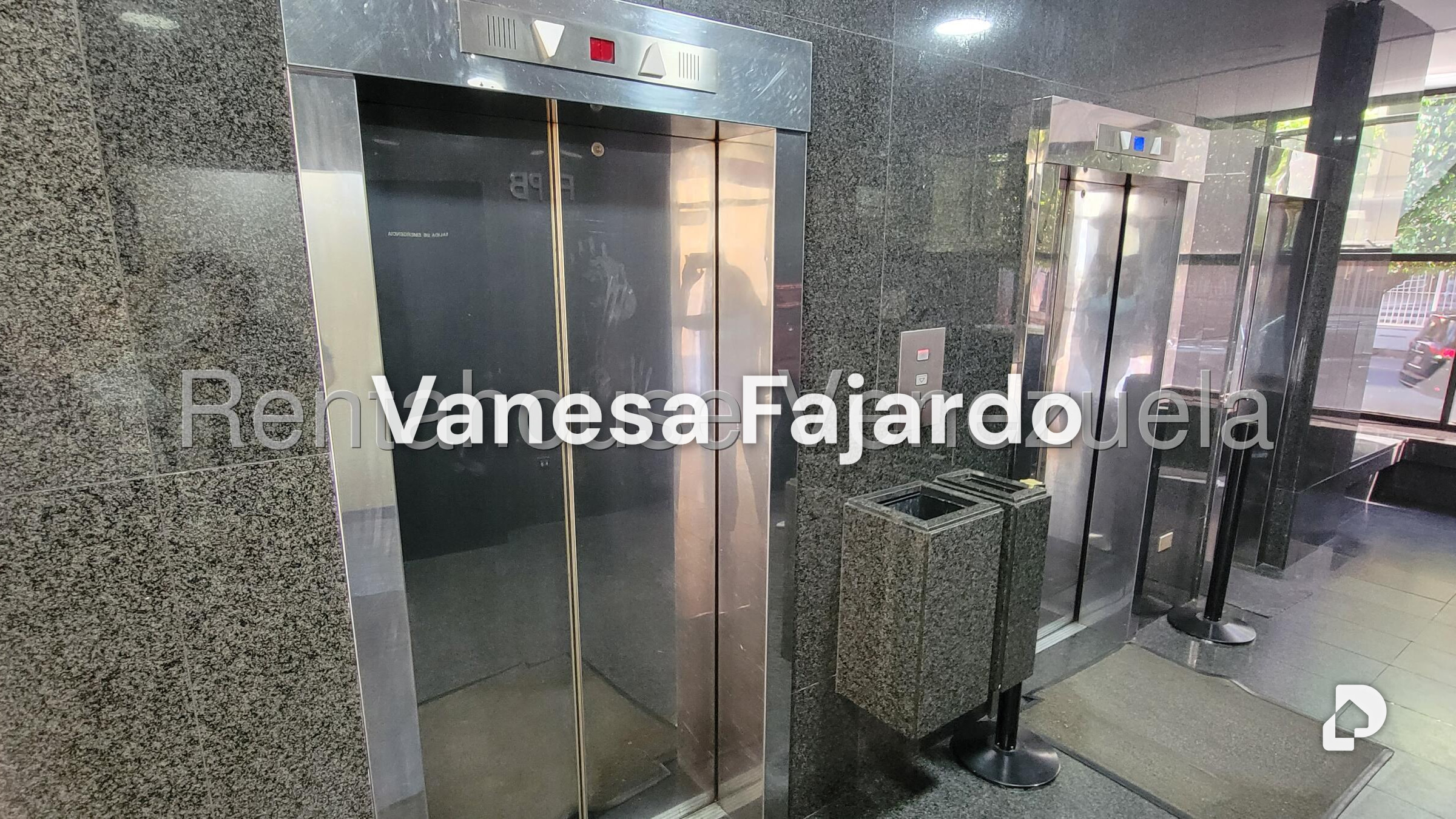 Oficina en El Rosal, Caracas – 1