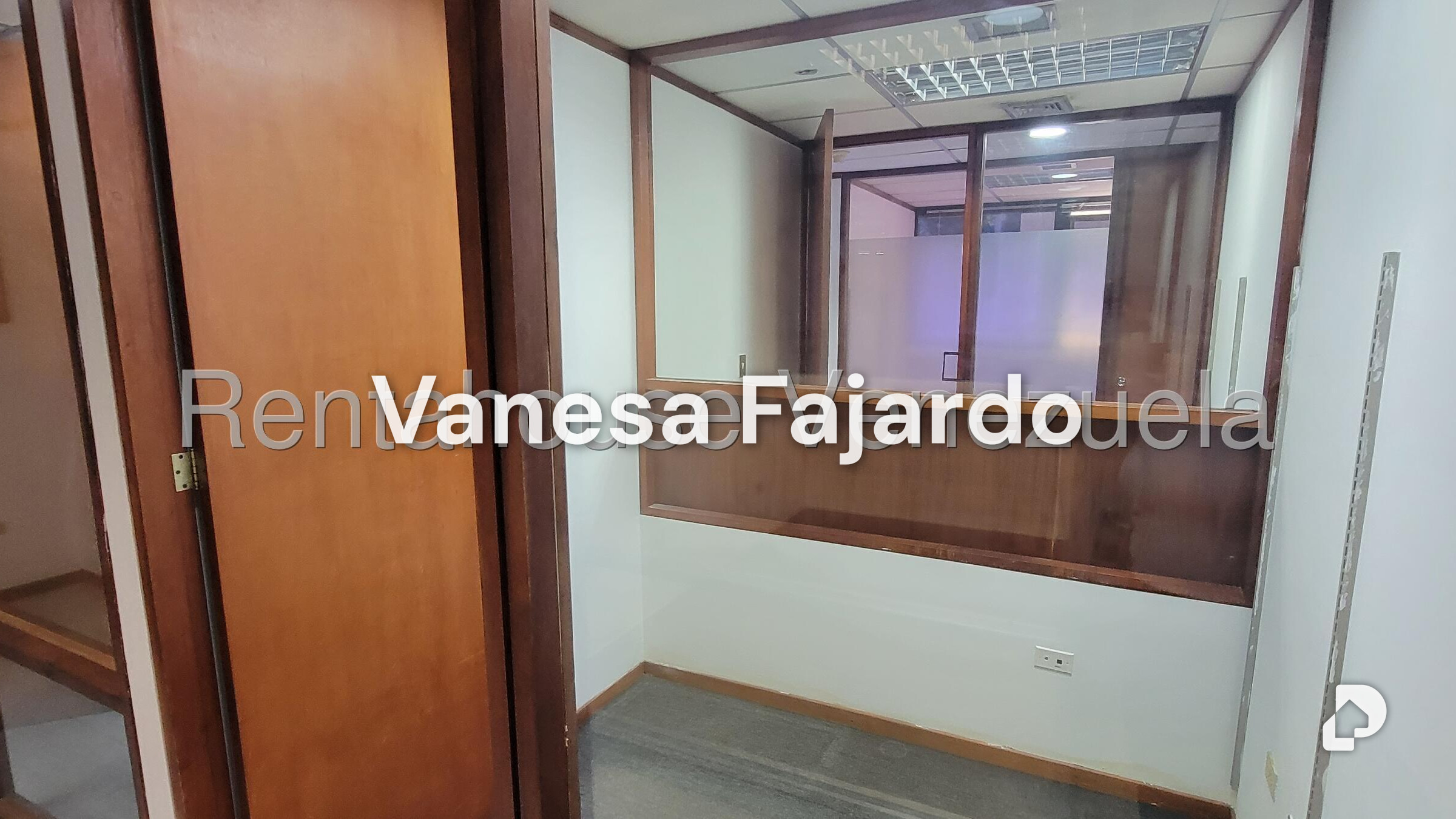Oficina en El Rosal, Caracas – 11
