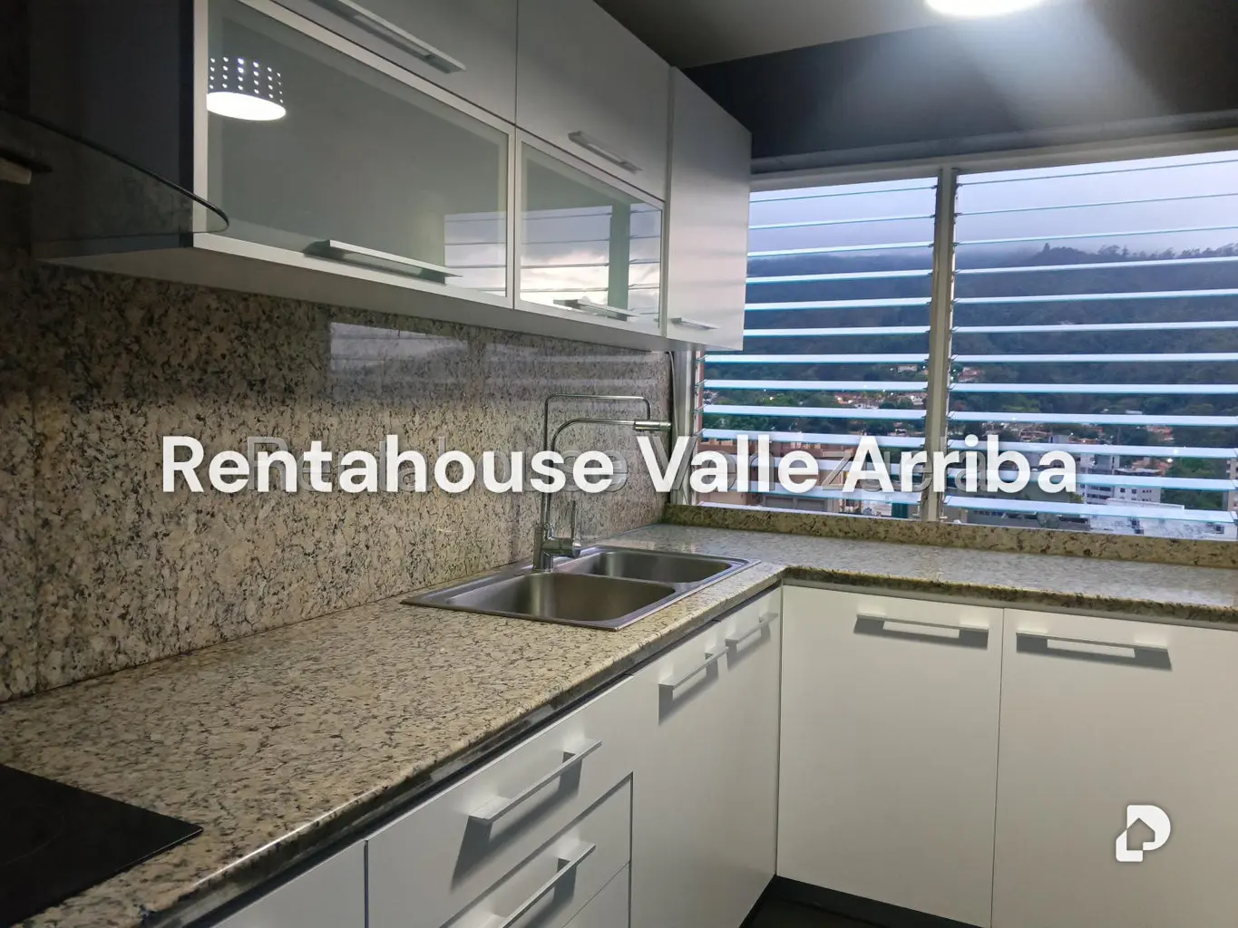 Apartamento en El Cigarral, Caracas – 11