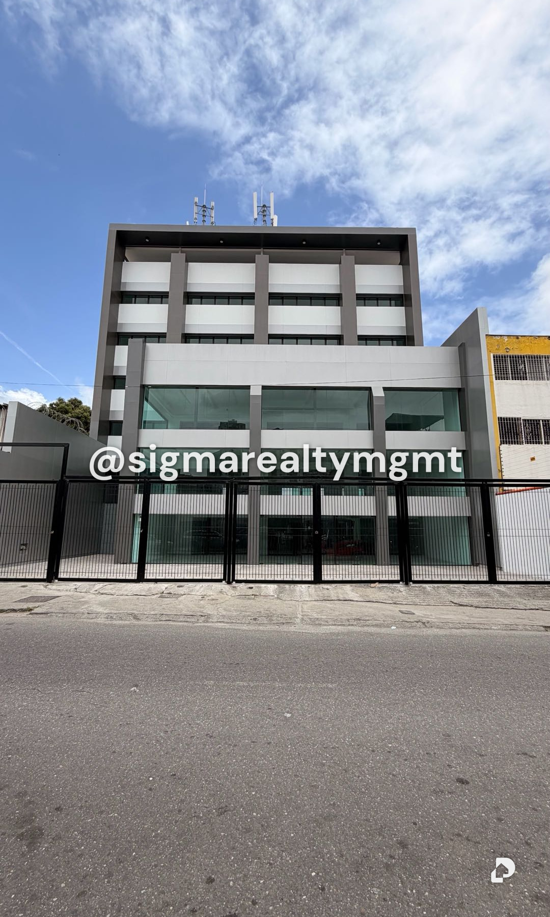 Edificio en Boleíta Sur, Caracas – 1